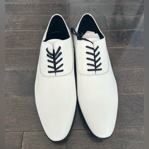 Men’s white dressy shoes